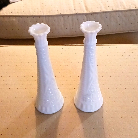 Vintage Accents Vintage Milk Glass Rose Bud Flower Vase Candlestick